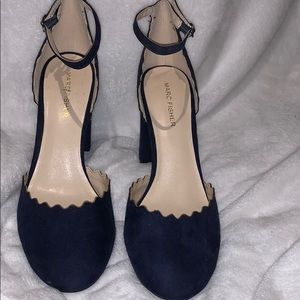 Marc Fisher navy blue size 9